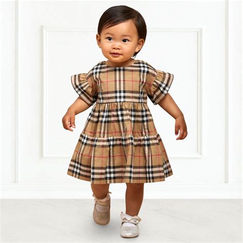 burberry kinder fliege|Burberry baby clothes.